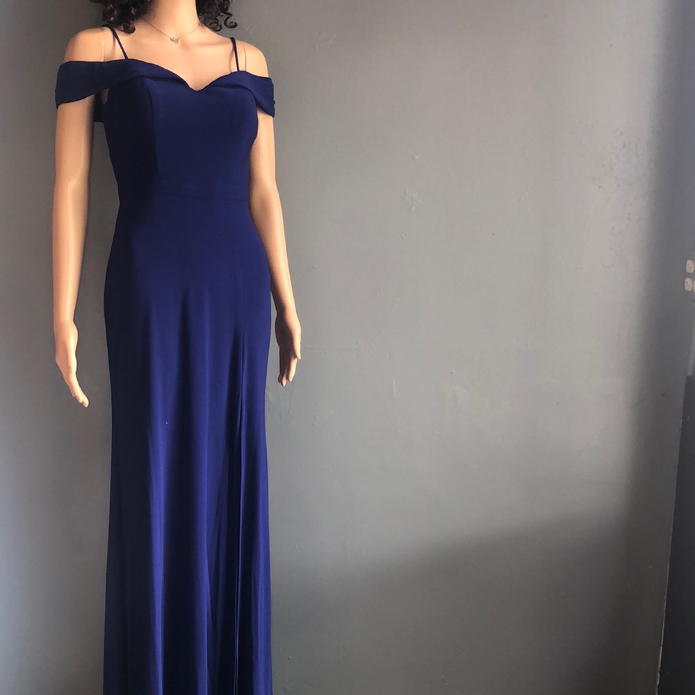 Morgan & Co formal dress New W/O tag
